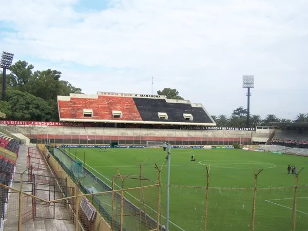 Estadio Marcelo Alberto Bielsa – stadion Njuels Old Bojs